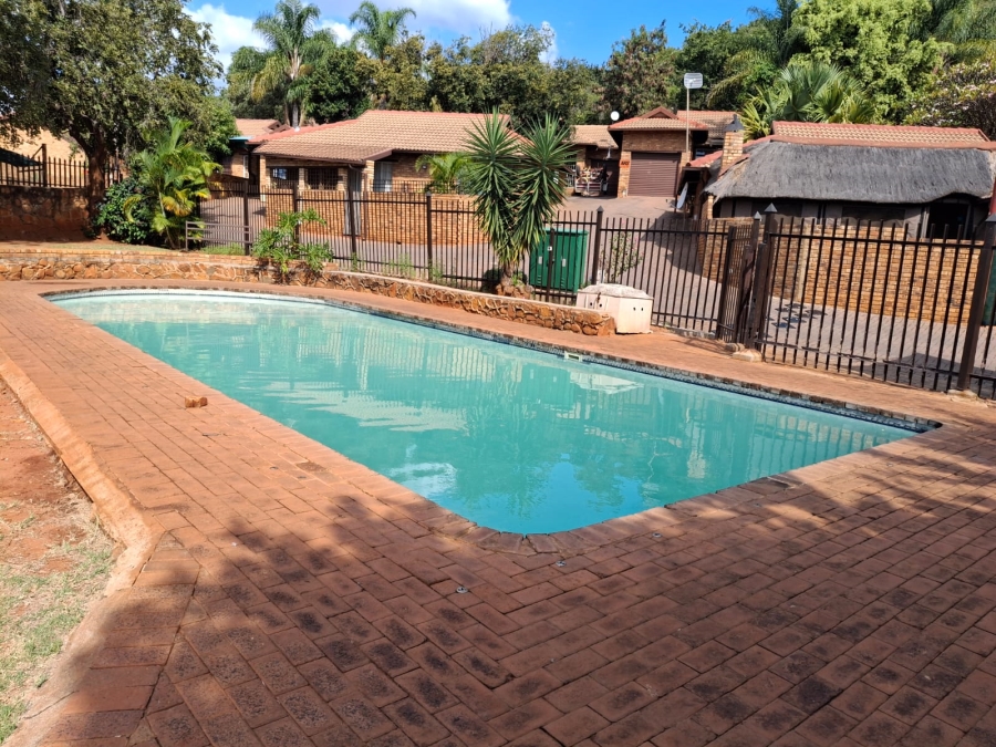 3 Bedroom Property for Sale in Safari Gardens North West